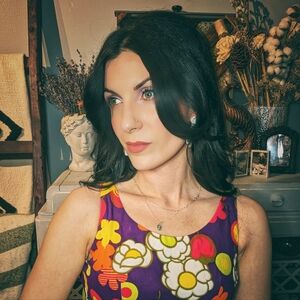 Meet your Posher, Sandra